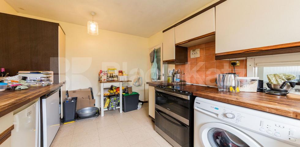 			New Instruction! , 2 Bedroom, 1 bath, 1 reception Apartment			 Stanhope Road, Crouch End / Highgate